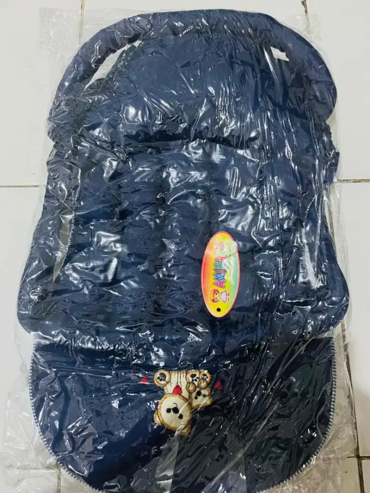 Dijual gendongan bayi baru