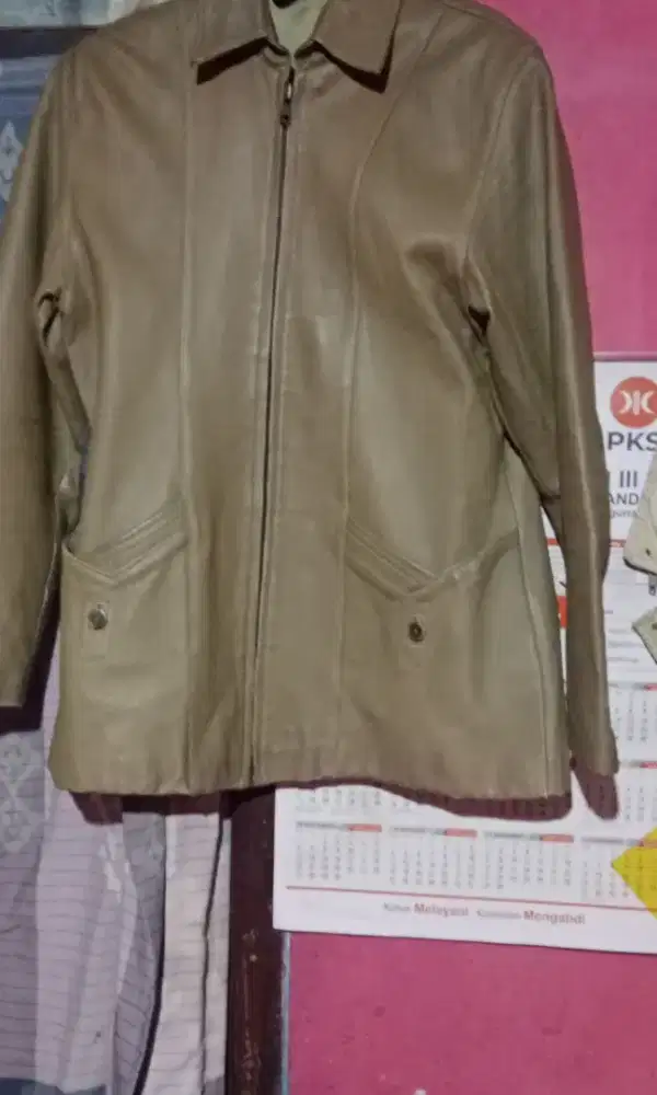 Jaket kulit sz m