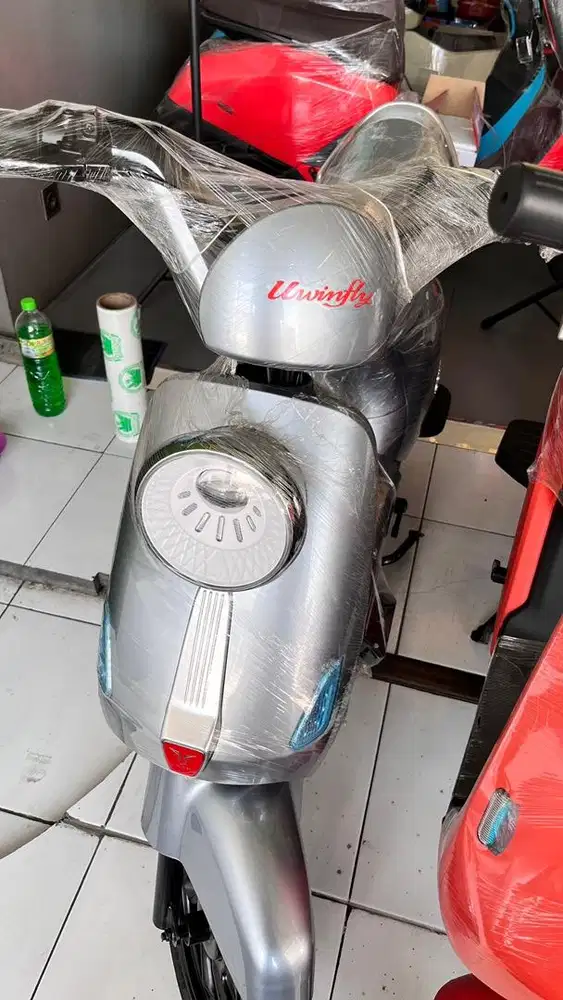 SEPEDA LISTRIK MEREK UWINFLY T60