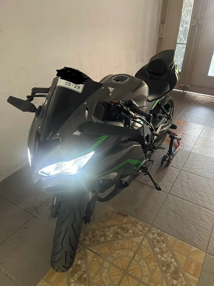 Kawasaki ZX25R  ABS Special Edition ISTIMEWAAAA