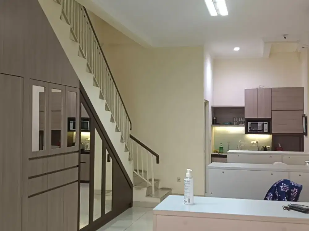 Ruko Crown Green Lake City, 4.5 x 15, HGB, 4 Lantai, AC, Hrg 3.9 milyar