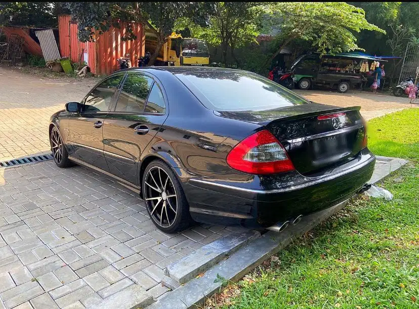 Mercedes-Benz E280 2006 Bensin