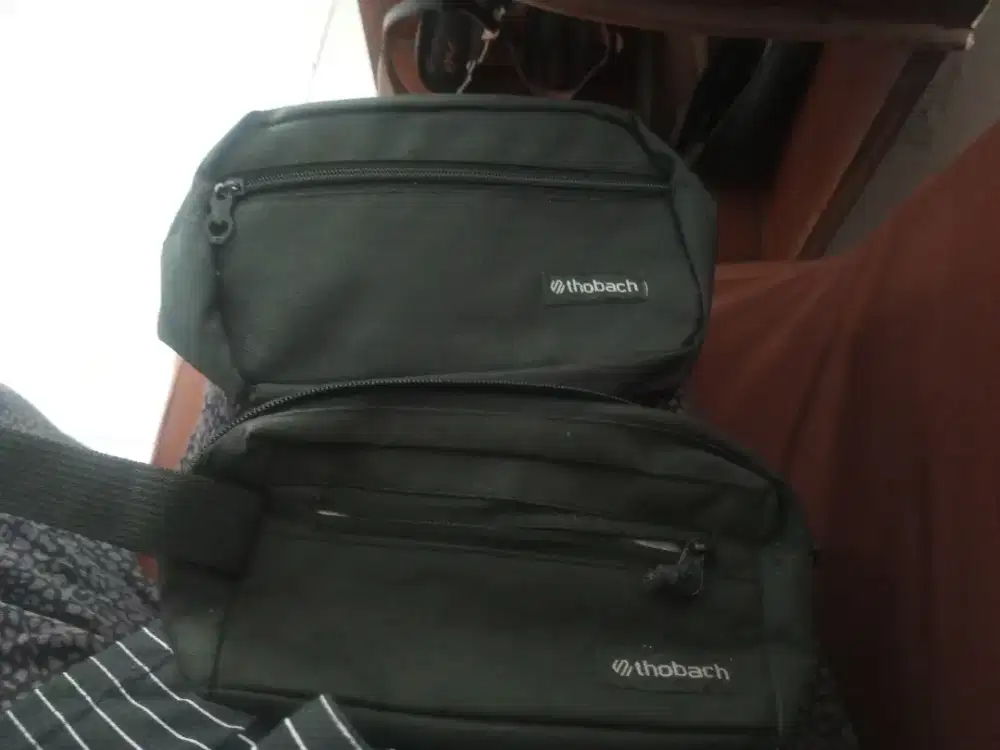 Tempat alat tulis sekolah kantor satuan bisa taruh HP dan dompet juga