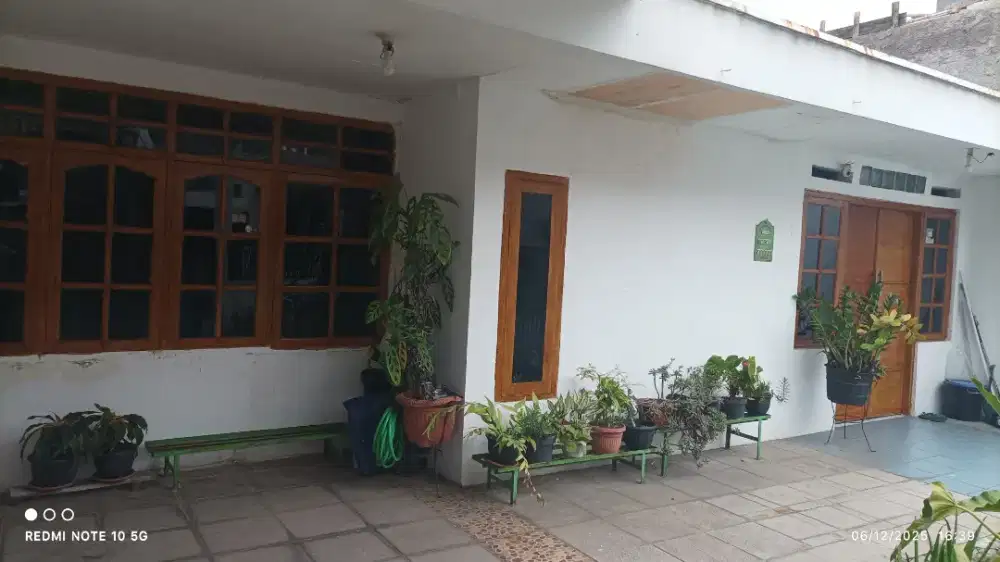 jual rumah 1lantai atap ful baja ringan lokasi nyaman tengah kota