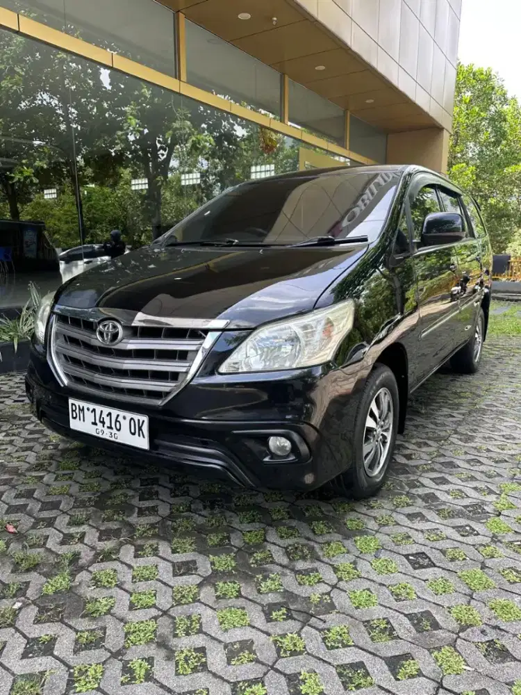 Toyota Innova G 2.0 AT 2015  KM Rb