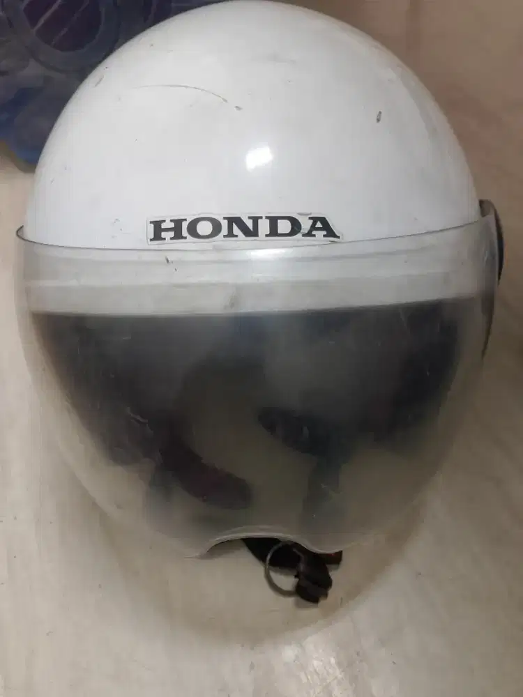 Helm Scoopy SNI lecet pemakain original