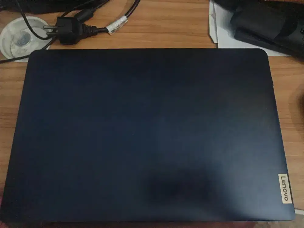 Lenovo IdeaPad 3 14IAU7