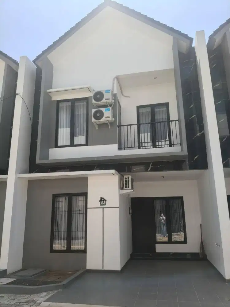 Rumah 3 Lantai Berlokasi Strategis di Pasar Minggu, Jakarta Selatan