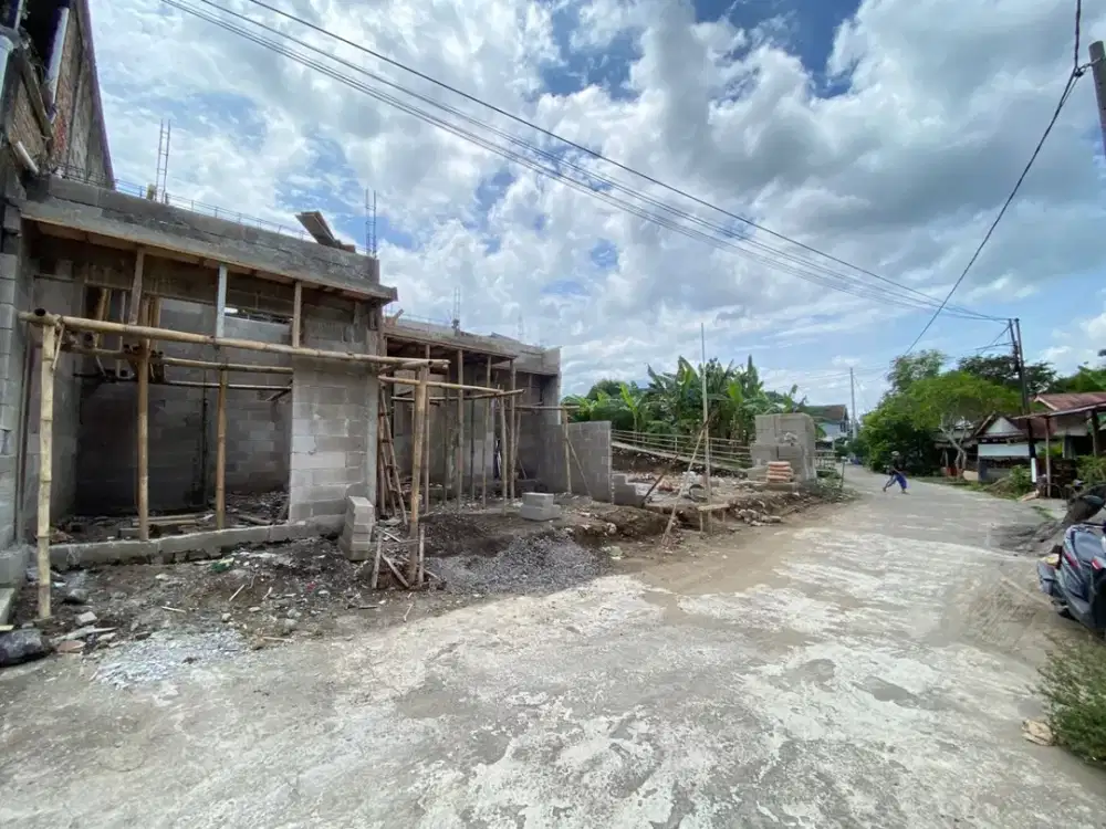 Rumah Dalam Ringroad Cuma 4 KM ke Ambarukmo Plaza