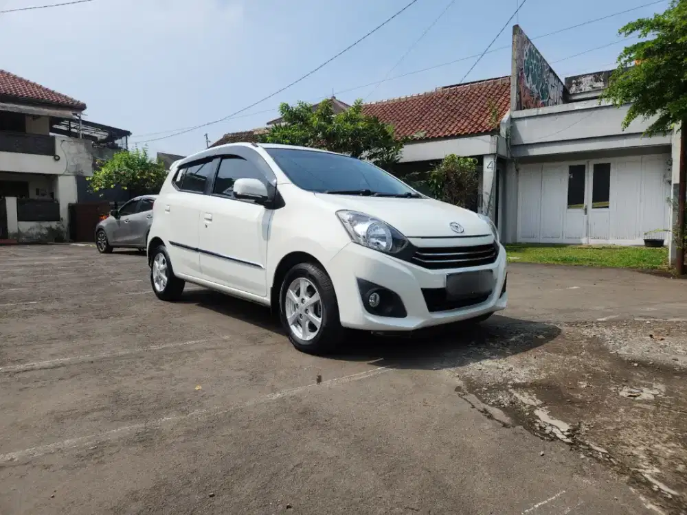 Daihatsu Ayla 1.0 X Manual Tahun 2017