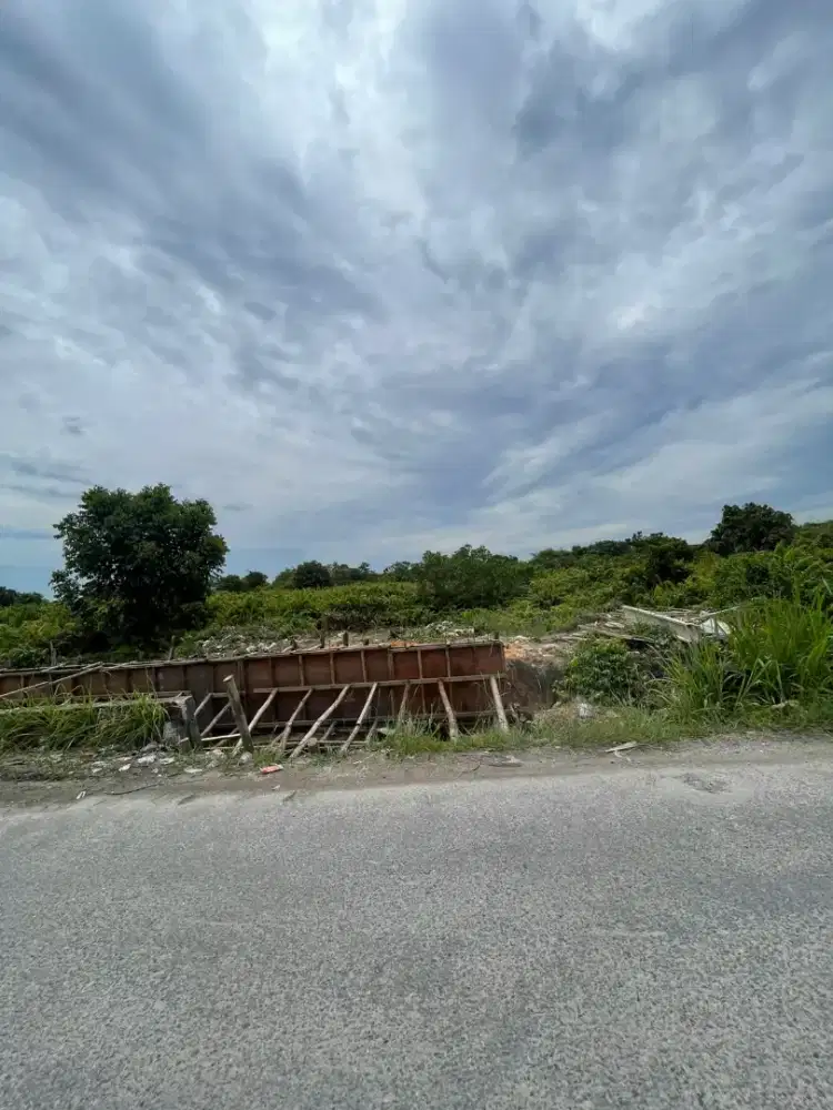 Tanah tengah kota pekanbaru