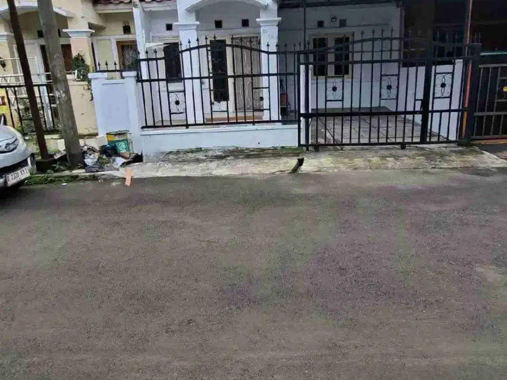 Disewakan Rumah Rapi di Bulevard Hijau Harapan Indah Bekasi