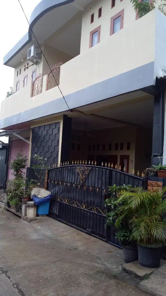 DIJUAL RUMAH 2 LANTAI + RUANG USAHA SIAP HUNI POSISI STRATEGIS NEGO