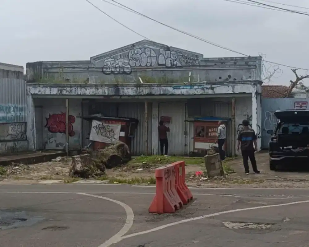 Ruko Harga Dibawah NJOP Bekas Indomaret Lokasi Strategis Karawaci