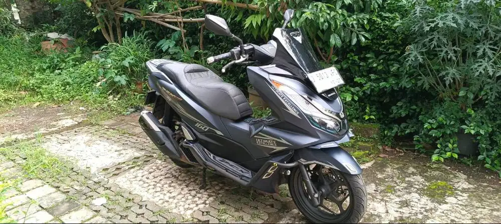 DI JUAL CEPAT HONDA PCX 160 TAHUN 2022