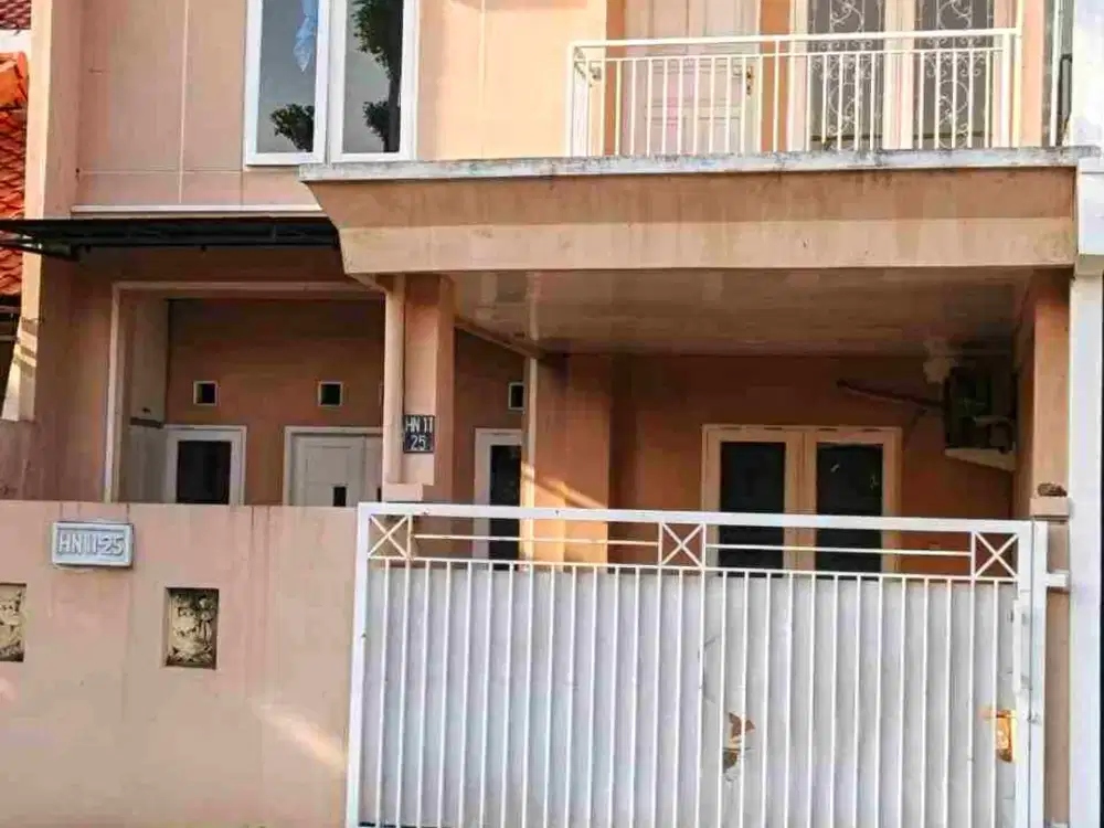 DISEWAKAN RUMAH STRATEGIS DI TAMAN SARI HARAPAN INDAH BEKASI