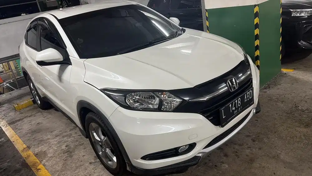 Hrv e 2017 AT putih low km mulus plat L atas nama PT pribadi