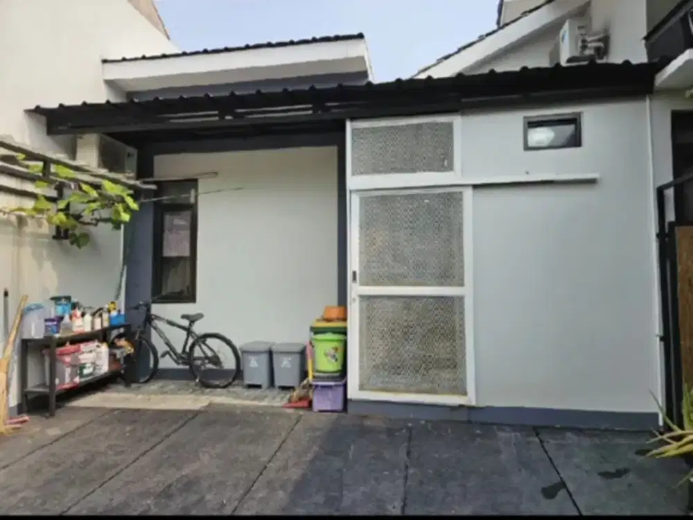 Dijual  Rumah Siap Huni Lokasi Saturnus Selatan