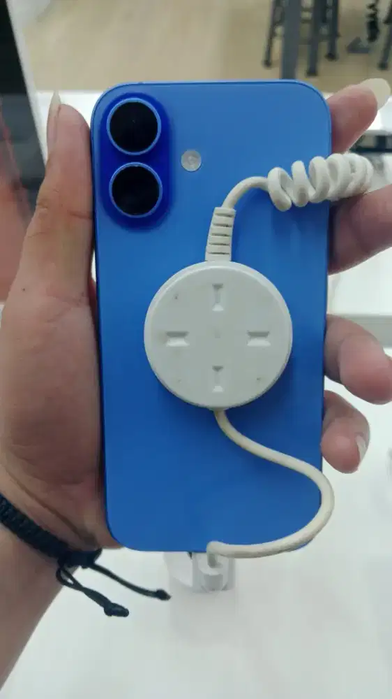 IPhone  16 128 - 256 GB