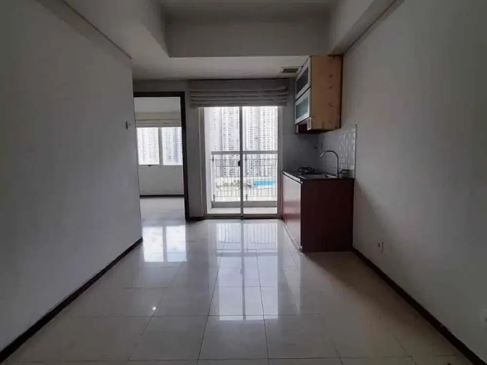 Royal Medit 2 BR unfurnish