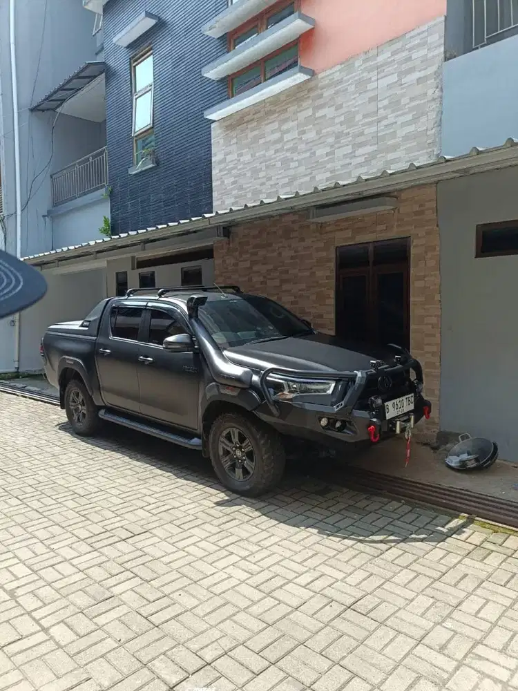 HILUX V 4x4 ANTIK