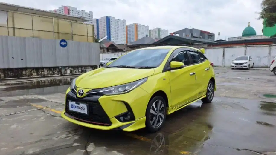 DP MURAH - Toyota Yaris 1.5 S Bensin-AT 2020 Kuning