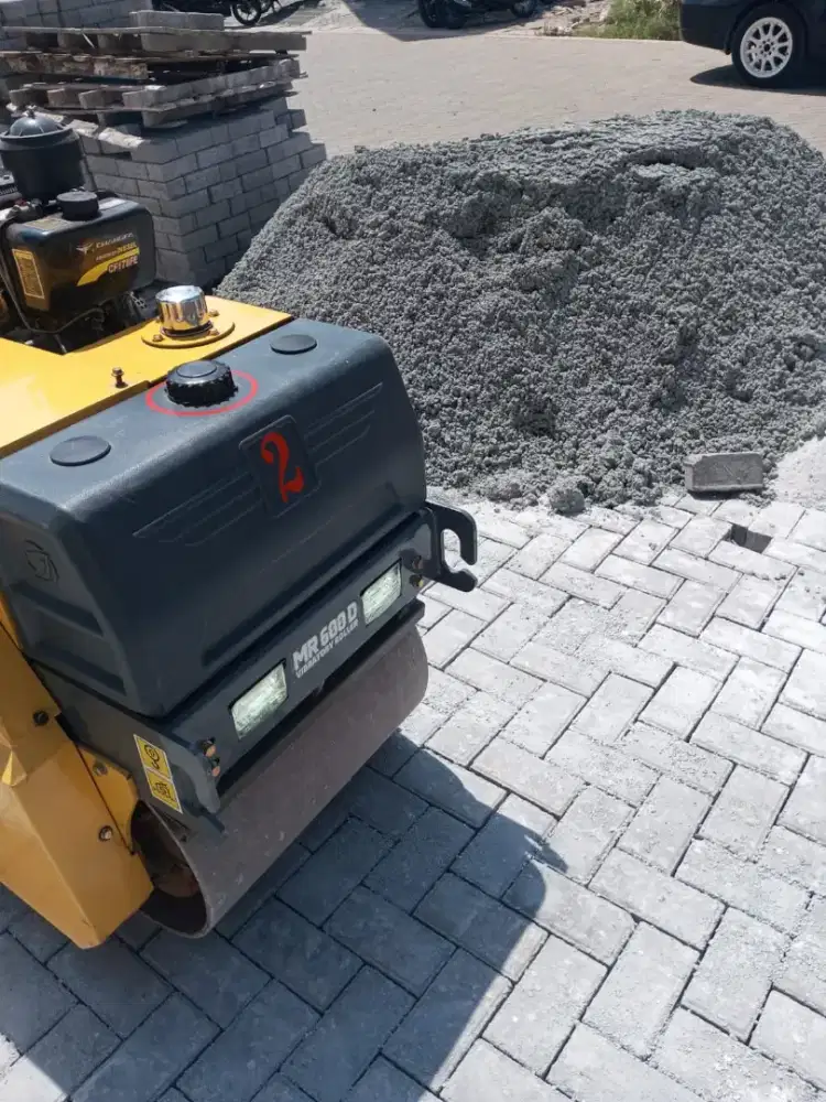 Baby roller jack hammer genset molen setemper kuda stemper kodok