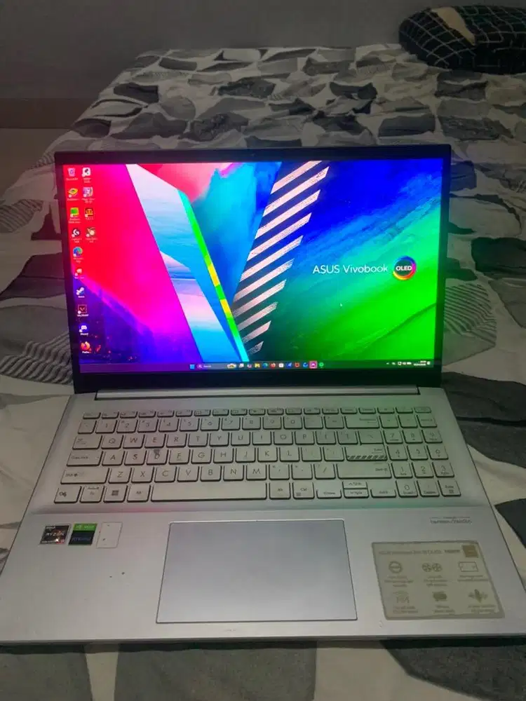 ASUS VIVOBOOK PRO 15 OLED M3500QC OLED955 AMD Ryzen 9 5900HX 16/512GB