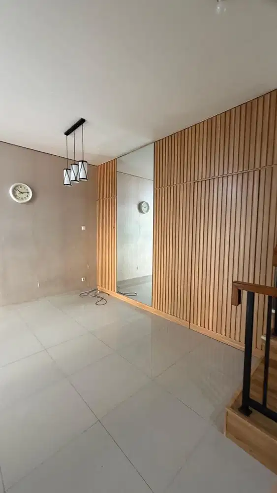 RUMAH MURAH LETAK STRATEGIS DEKAT PINTU TOL BITUNG 2 LANTAI TANGERANG