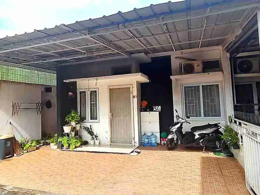 DIJUAL RUMAH SIAP HUNI SEMI FURNISHED DEKAT PARK SAWANGAN