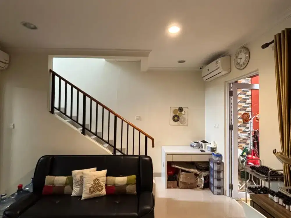 Jual Cepat Semi Furnish Cluster Rossini, Symphonia Gading Serpong