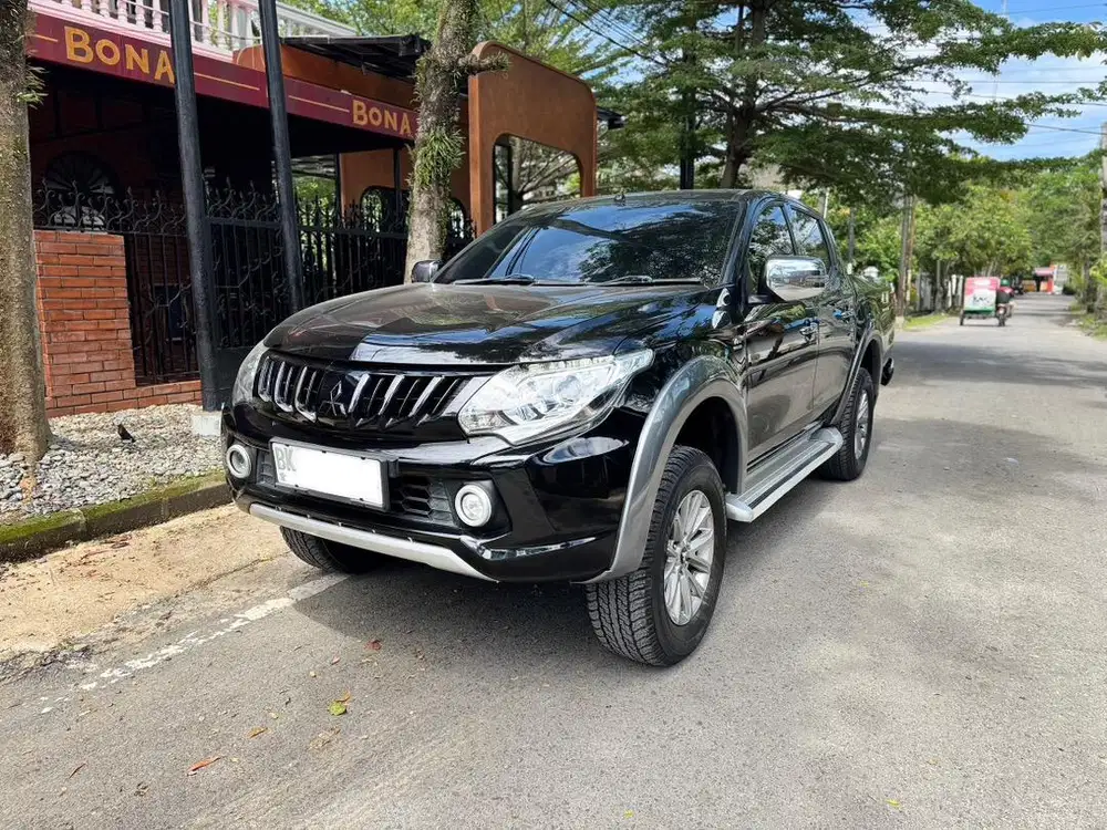 Mitsubishi Triton Double Cabin 4x4 Exceed Manual 2017 hilux 2018