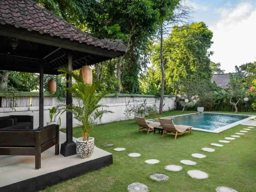3 Bedrooms villa near revolver cafe UMALAS BALI