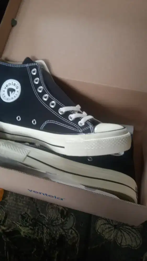 Sepatu ventala size 41, baru