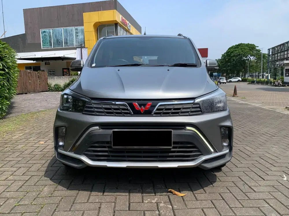 TDP 35 // 2022 WULING CONFERO S C Lux MT