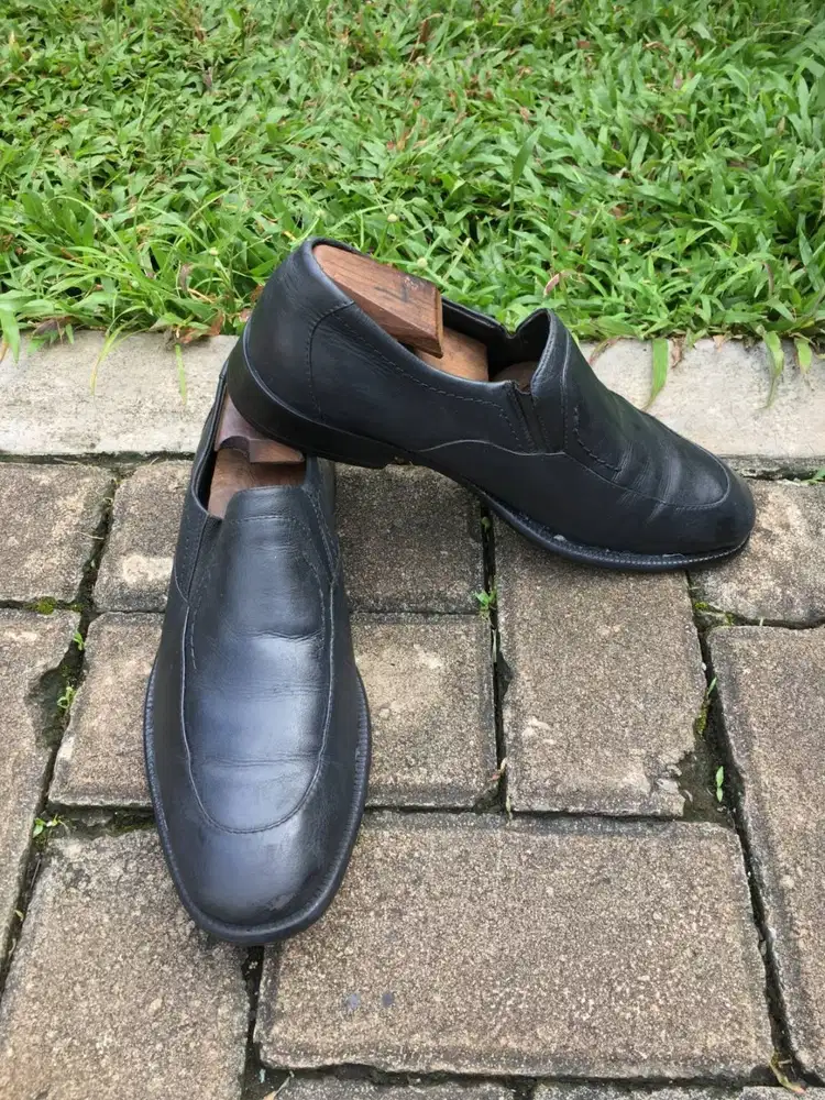 Sepatu Second Original Slip On Pria Crocodile