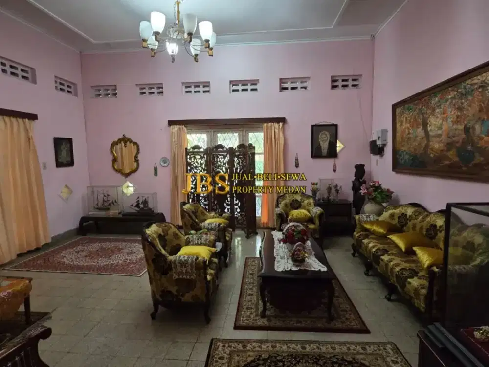 Dijual Rumah 2 Tingkat di Jalan Mahoni - Medan