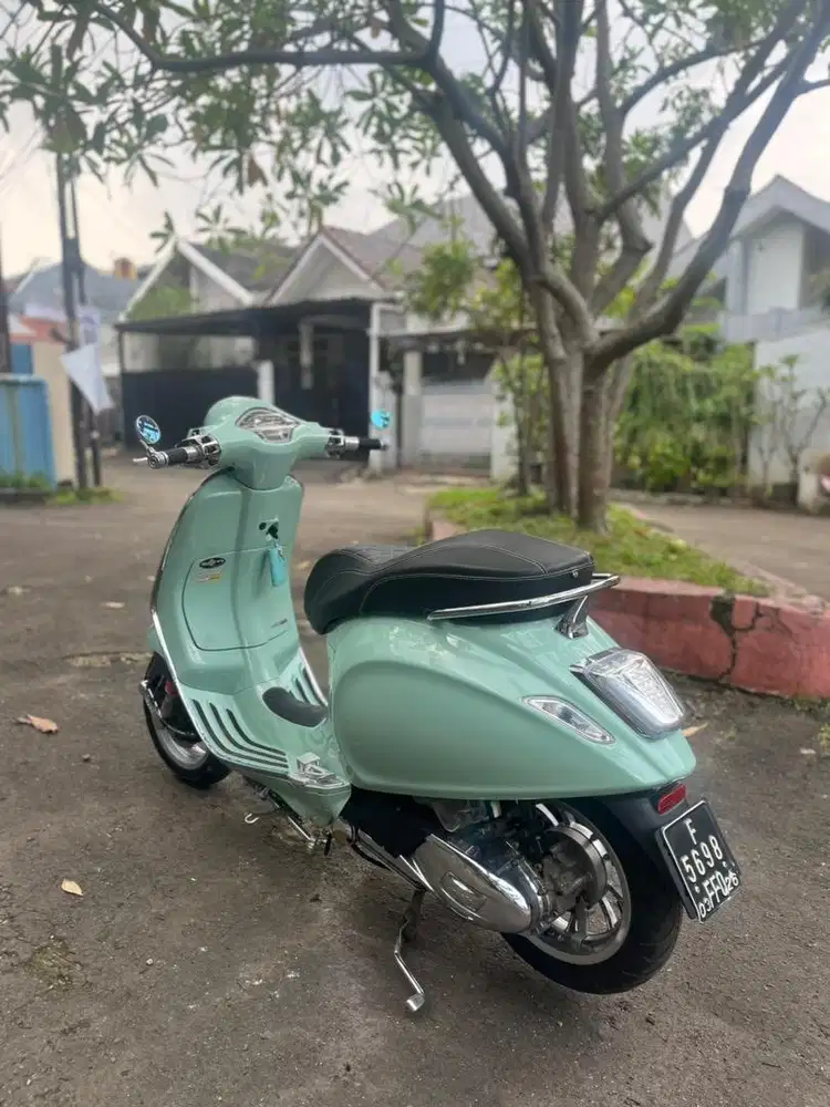 Vespa Primavera Iget 2021 Green Relax