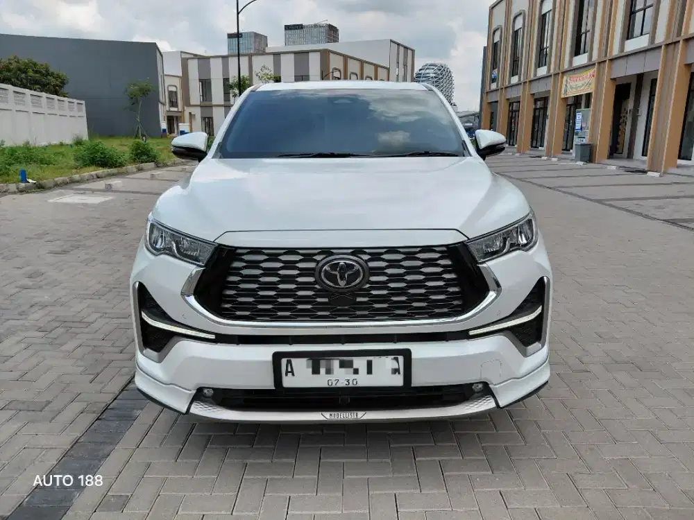 (LOW KM 12RBN)TOYOTA Innova Zenix Hybrid Q 2.0 AT 2025