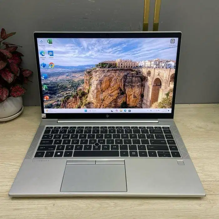 LAPTOP HP ELITEBOOK 845 G8 RYZEN 5 5650U SSD 256GB PROMO MURAH *RET