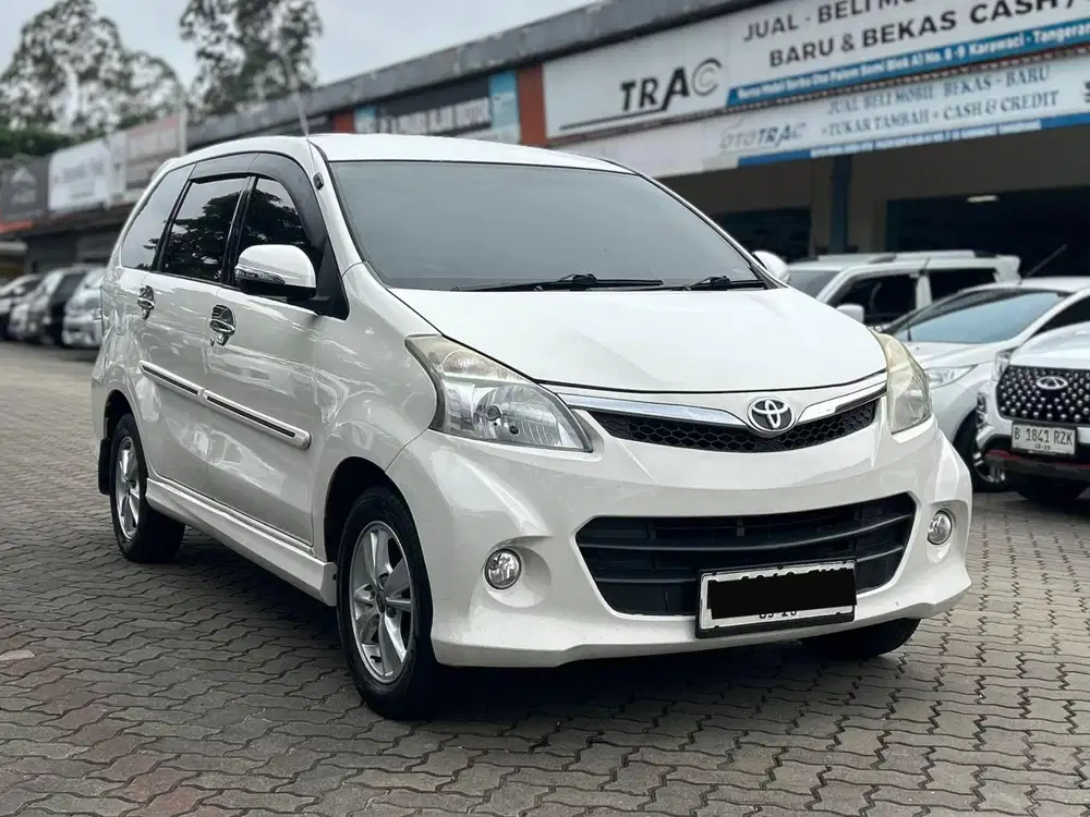 TDP 20JT // 2013 TOYOTA AVANZA VELOZ 1.5 AT