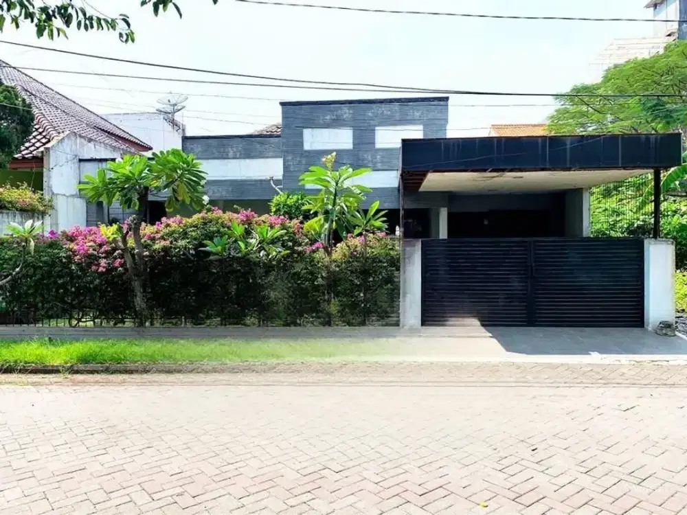 HUNIAN NYAMAN & TERAWAT LOKASI STRATEGIS DI SIDOSERMO