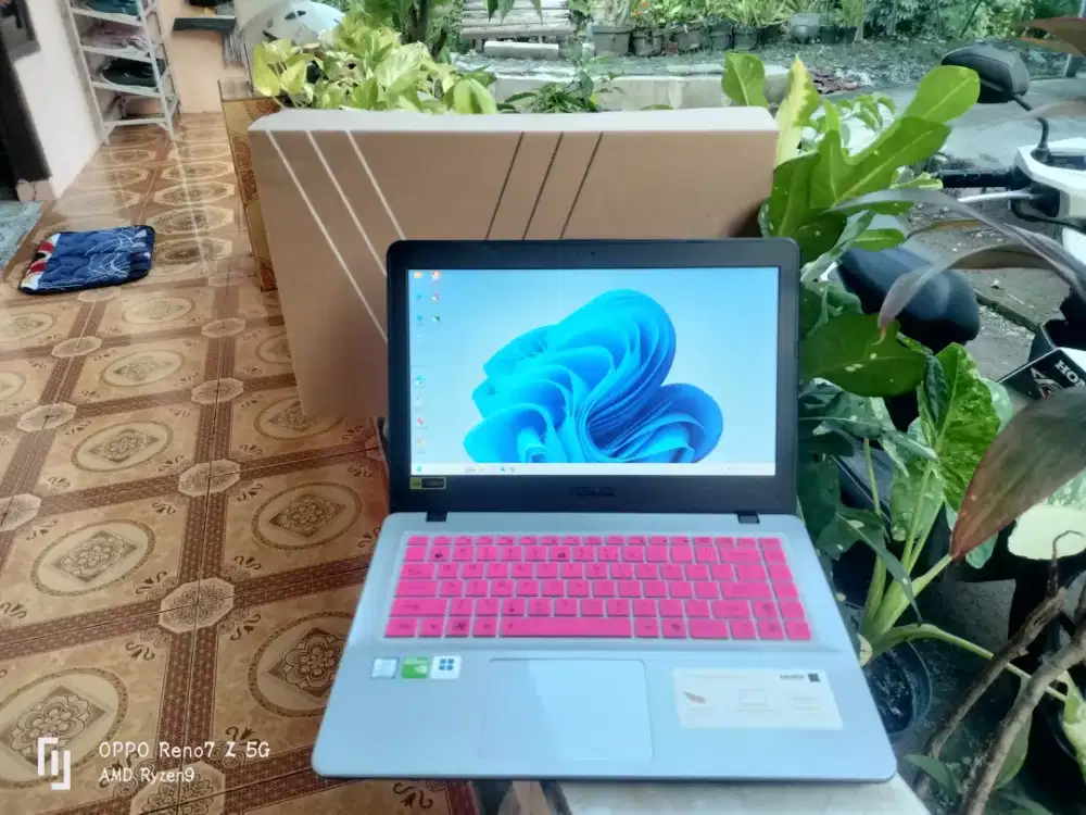 Asus A442UF Core i7 Gen 8 SSD 240 RAM 8