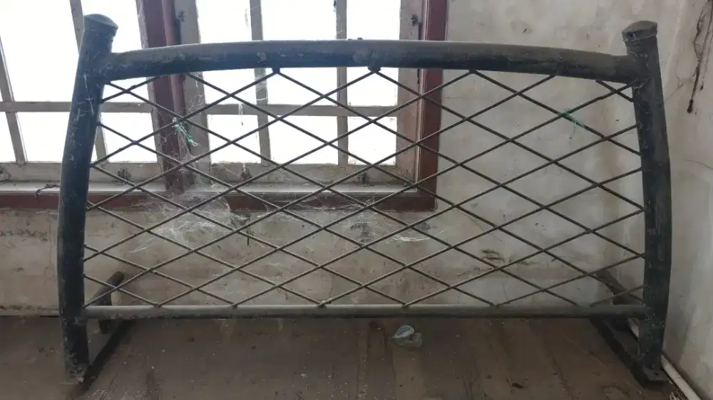 Rangka Besi Mobil Pick Up