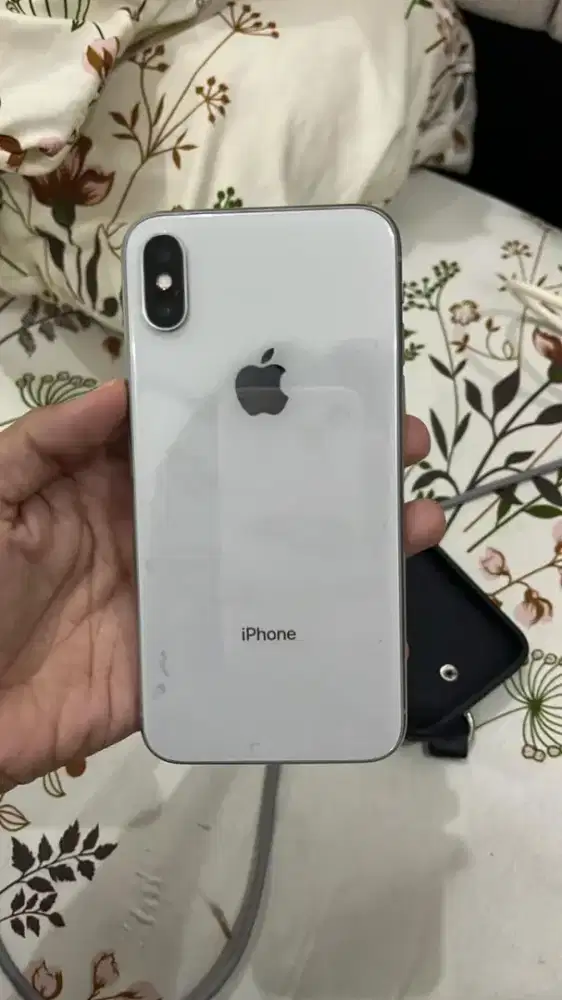 IP X 64GB Minus face id