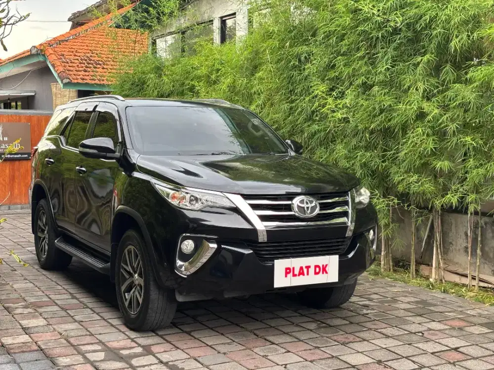 TOYOTA FORTUNER 2.4 G AT 2016 Hitam Metalik