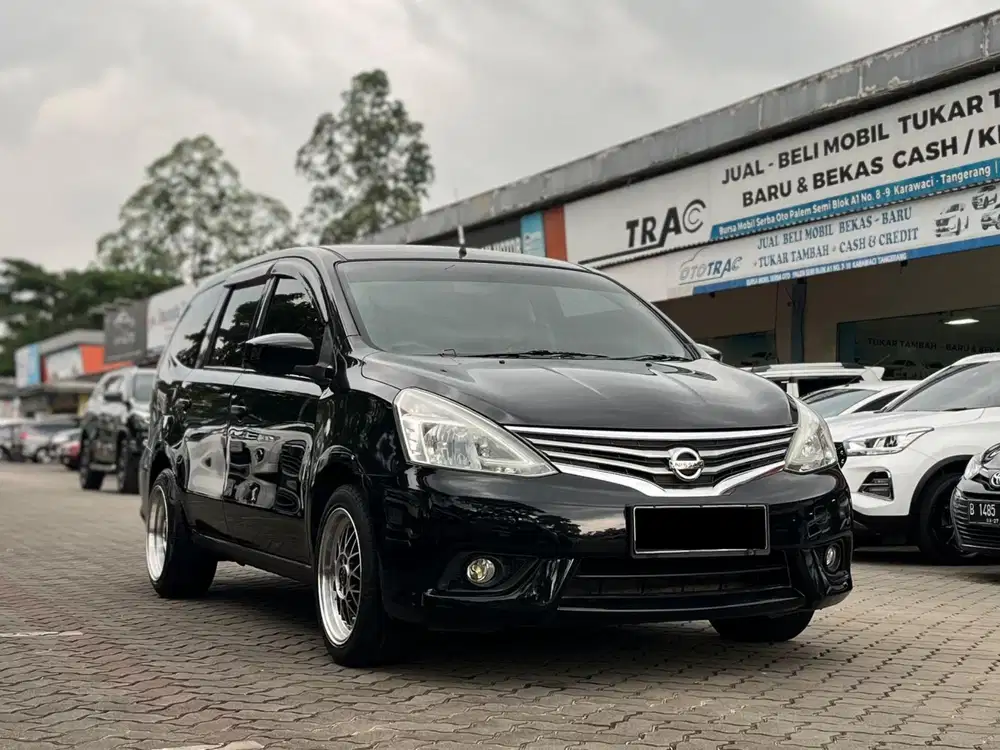 TDP 15JT // NISSAN GRAND LIVINA SV 1.5 AT
