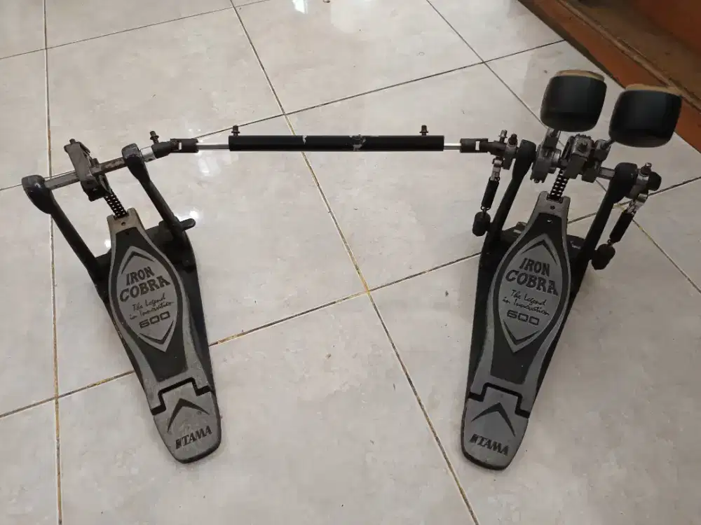 Double Pedal Iron Cobra 600