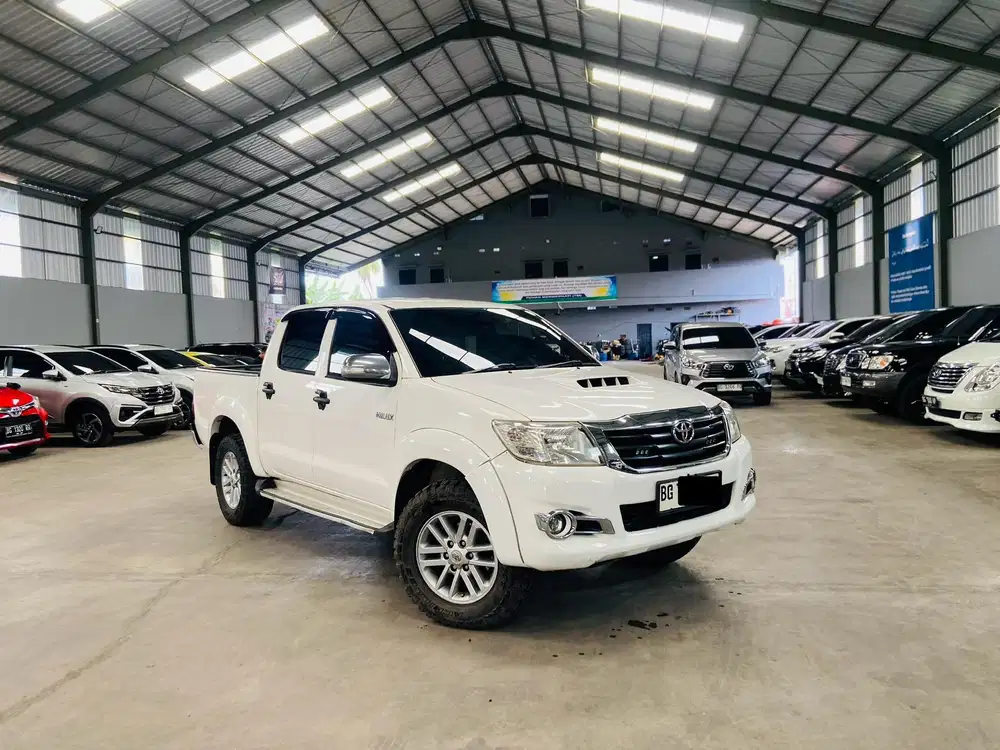 Toyota Hilux 2.5 G DC 4X4 2014 / 2015 MT Manual, Sangat terawat
