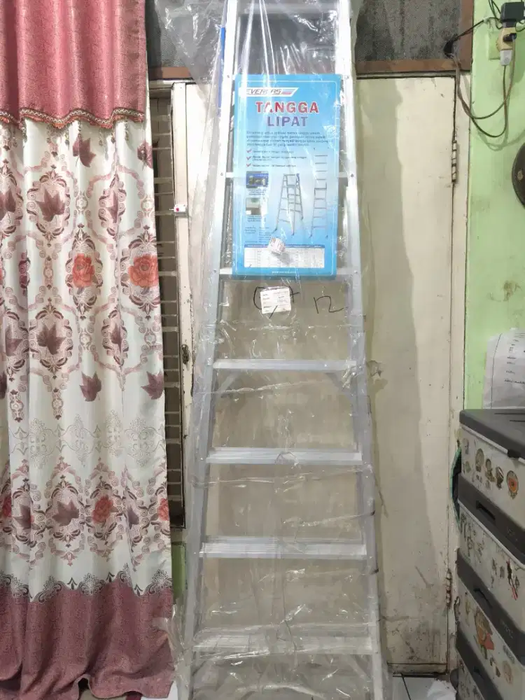 Di jual tangga Lipat